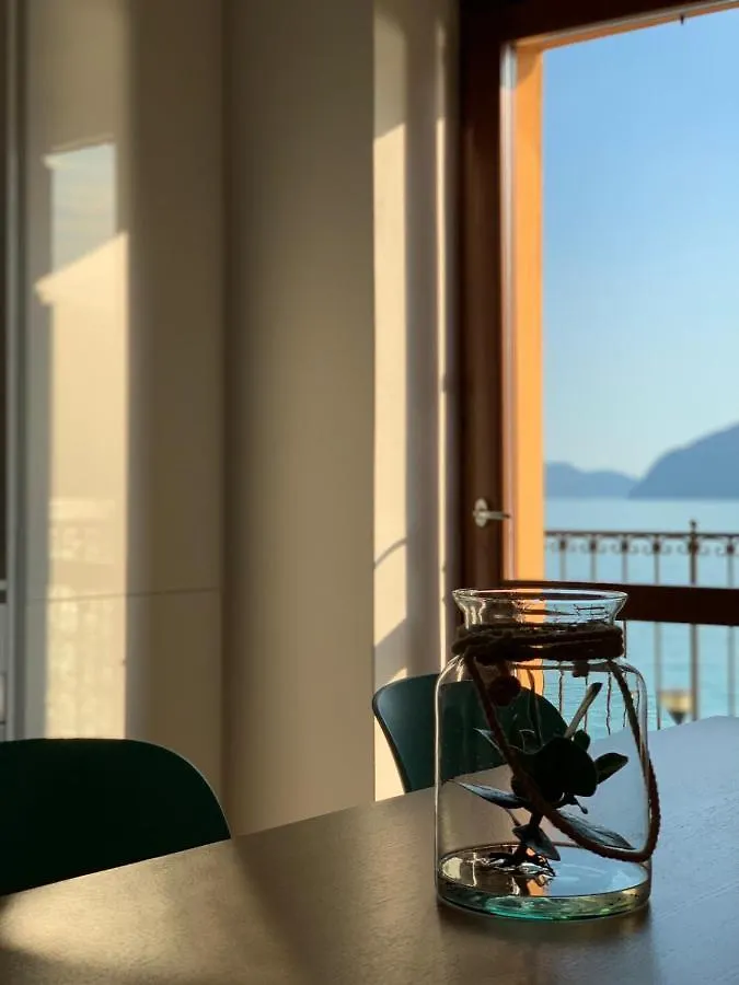 Al Porticciolo - Casa Vacanze Marone 0*,  Italia