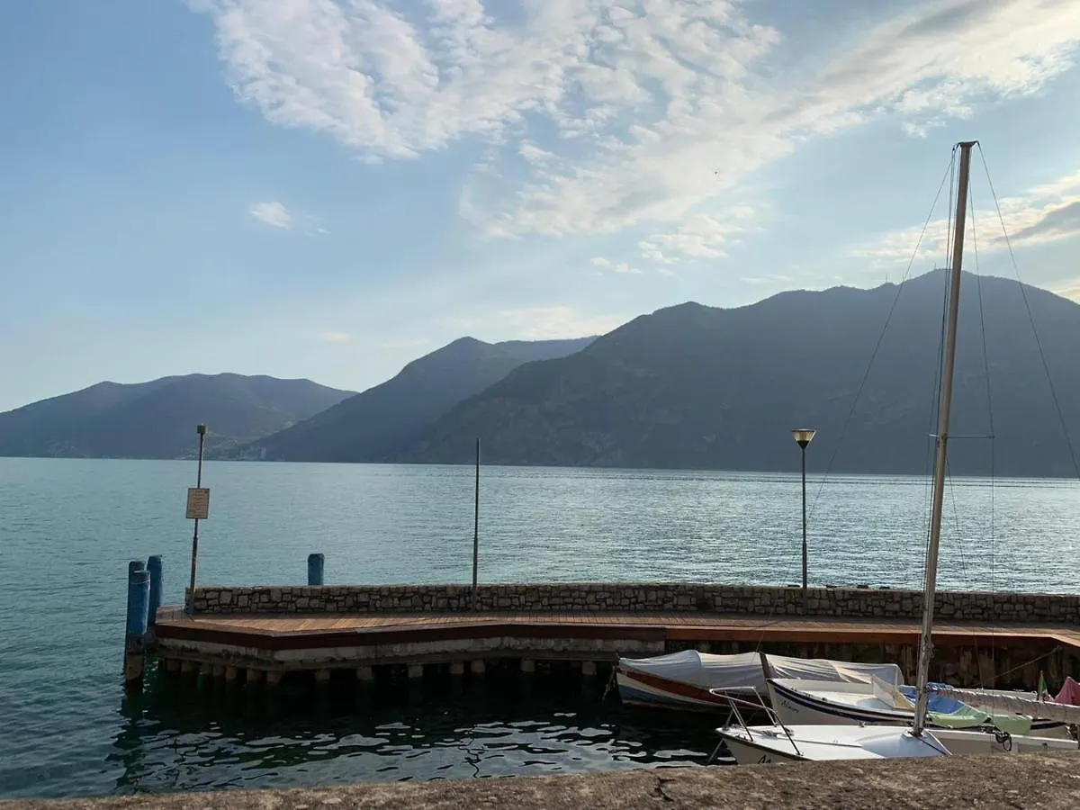Al Porticciolo - Casa Vacanze Marone